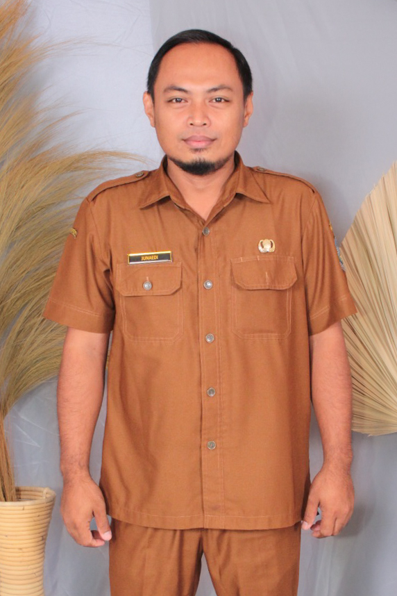  JUNAEDI, S.Pd.,Gr.